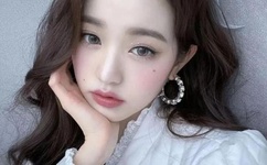 西西人体美女露b图片